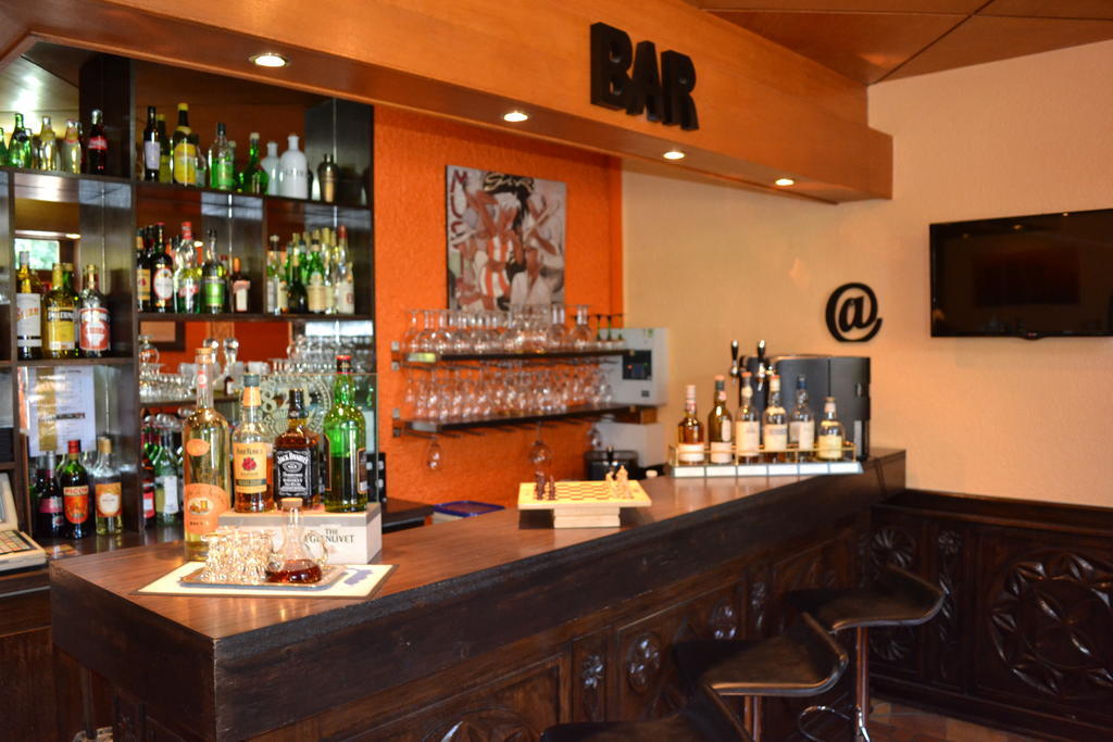 Hotel Restaurant Davat Brison-Saint-Innocent Bagian luar foto