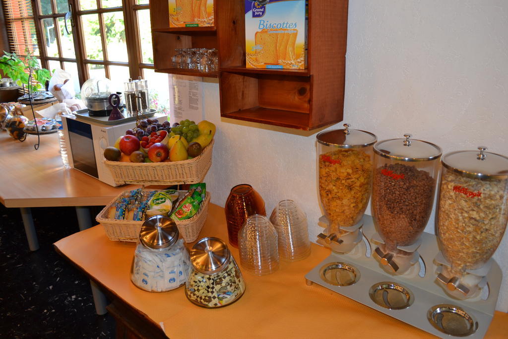 Hotel Restaurant Davat Brison-Saint-Innocent Bagian luar foto