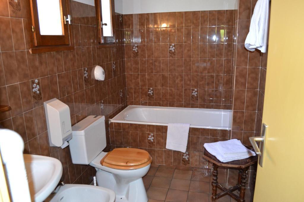 Hotel Restaurant Davat Brison-Saint-Innocent Ruang foto