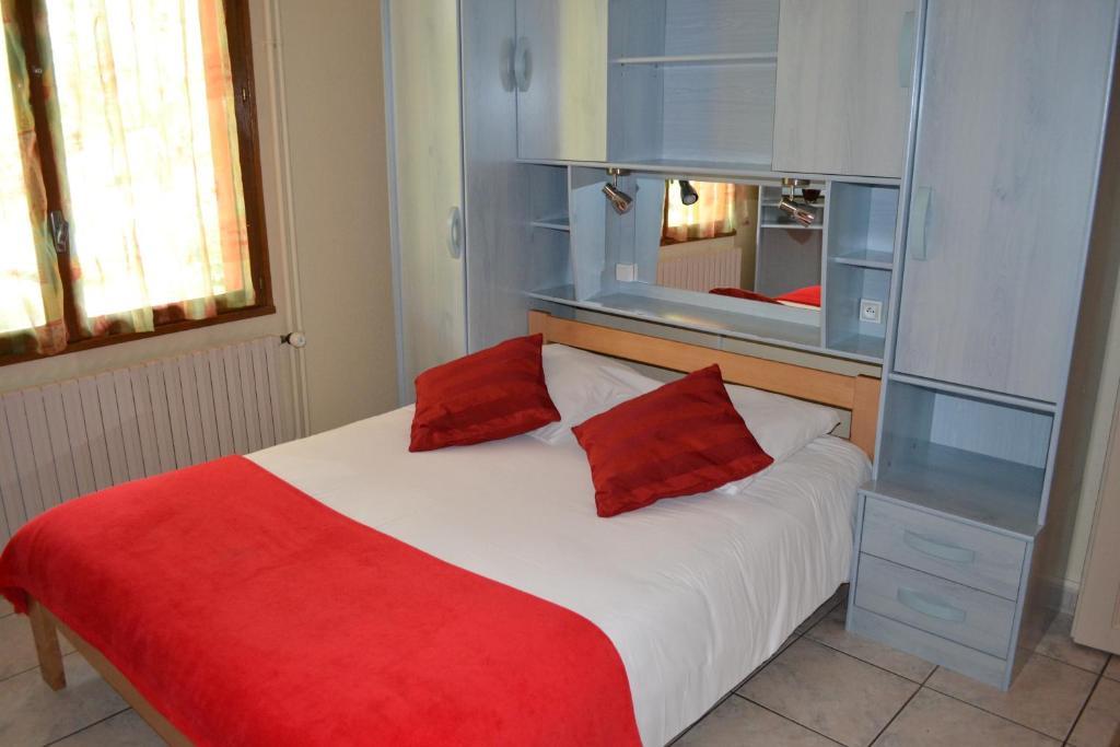 Hotel Restaurant Davat Brison-Saint-Innocent Ruang foto