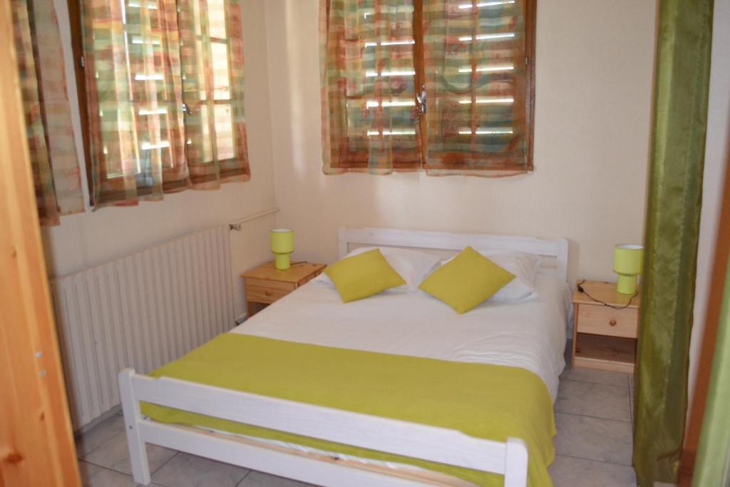Hotel Restaurant Davat Brison-Saint-Innocent Ruang foto